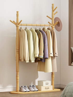 Chambre à coucher de cintre de support de support de manteau de tissu de plancher d'ODM dans la largeur polie en bois 98cm