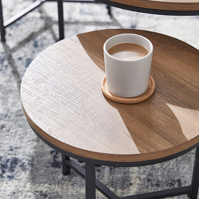 Salon petit Brown autour des meubles d'ensemble de table basse d'emboîtement