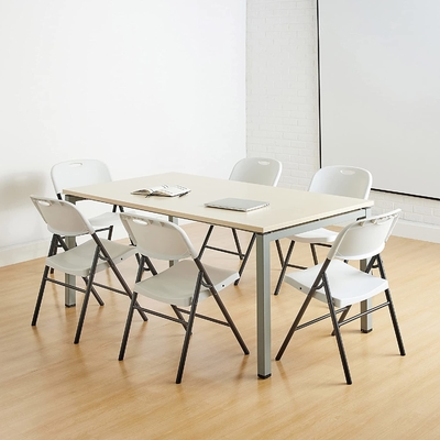 Plastique en acier pliable portatif extérieur empilable de chaise pour des événements